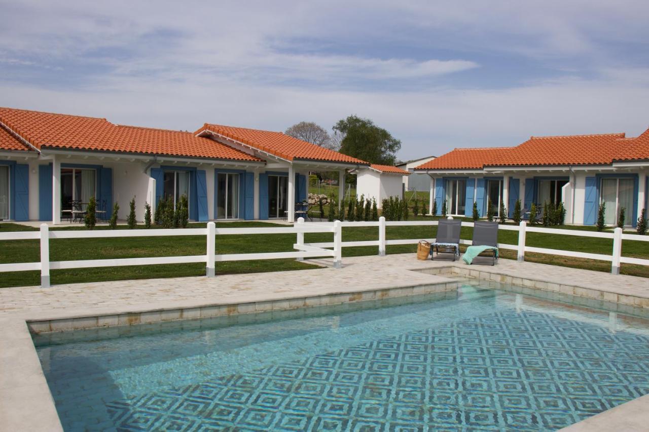 El Pueblin De Ribadesella Aparthotel Bagian luar foto